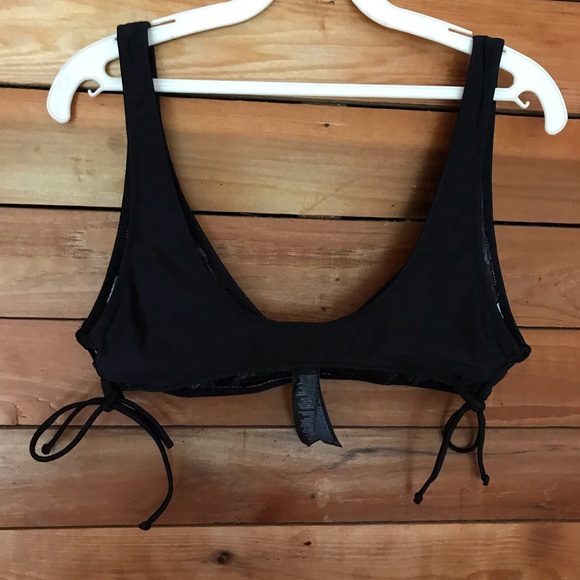 Volcom Simply Solid bikini top blk Size L NWOT - Picture 2 of 4